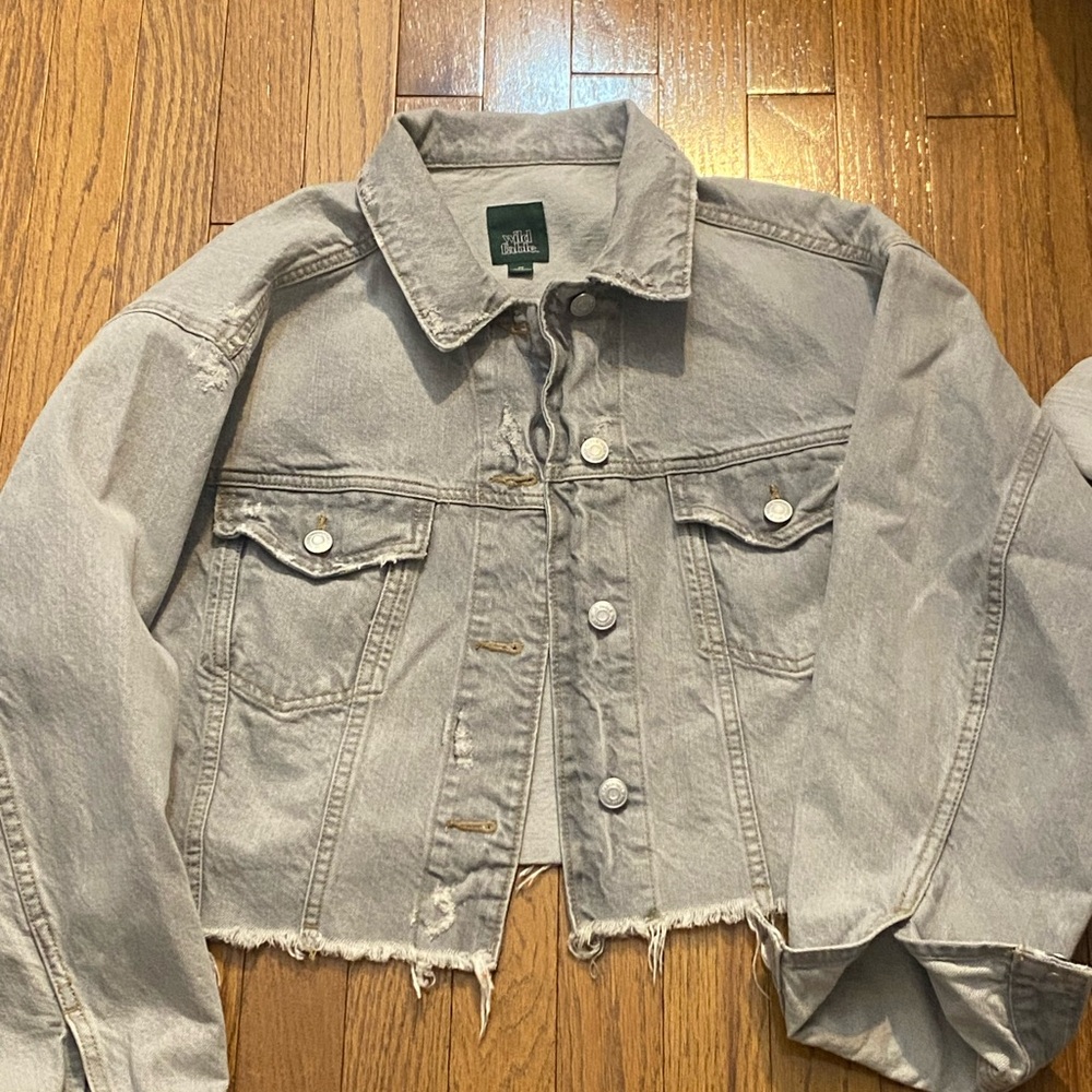Wild Fable Light Gray Cropped Jean Jacket